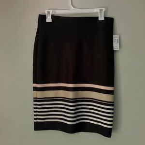 Dress Barn / Roz & Ali Pencil Skirt